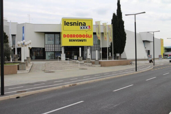 Lesnina Koper (Szlovénia) – Systemglas tűzgátló üvegezés