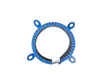 Vertikalni pogled na plavu PROMASTOP®-FC6 protivpožarnu obujmicu za zaštitu cevi sa četiri ravnomerno raspoređene alke ukrug.