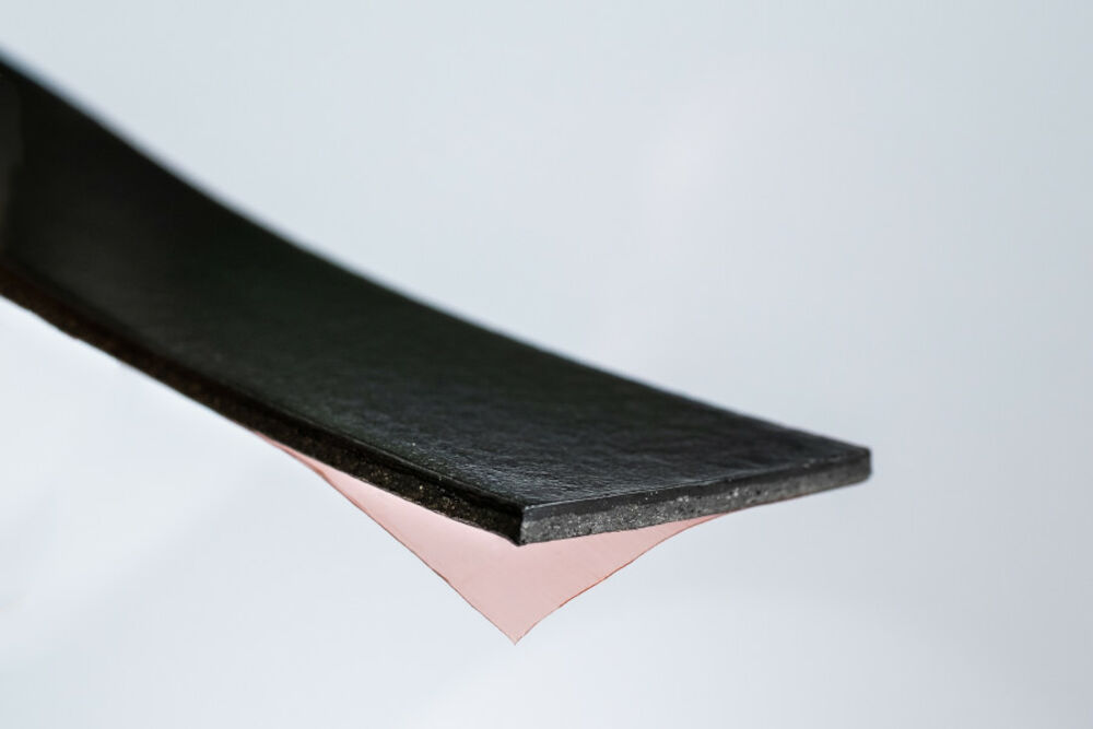 PROMASEAL®-LXP grigio antracite guarnizione intumescente strato adesivo nero